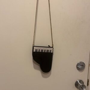 Elegant Black and White Crossbody Bag